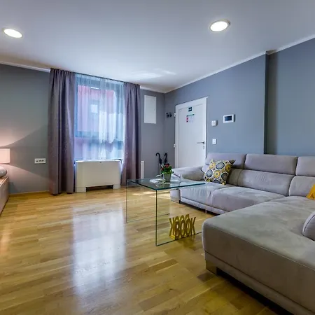Apartment Elena Rijeka