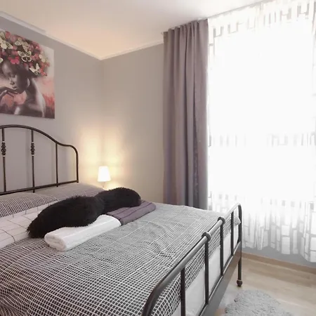 Apartment Elena *
