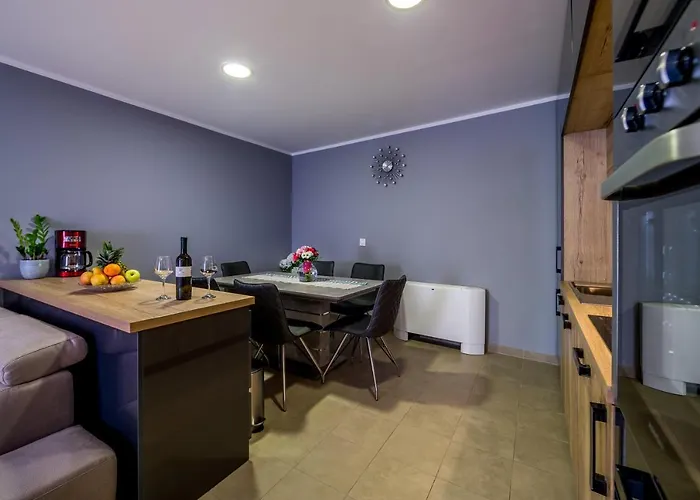 Apartman Elena *